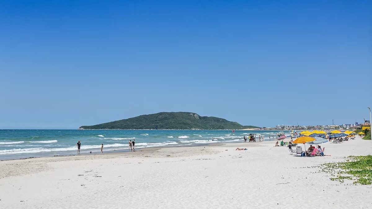 Playa de Ingleses con la isla al fondo, Brasil